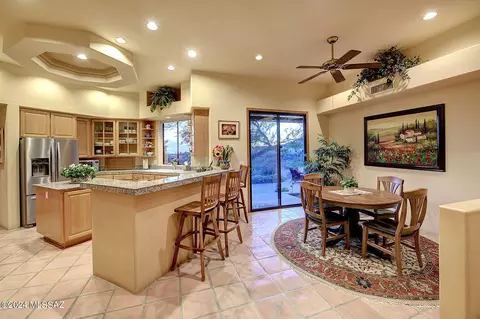 3517 E Windy Point Dr, Tucson, AZ 85718 photo 4