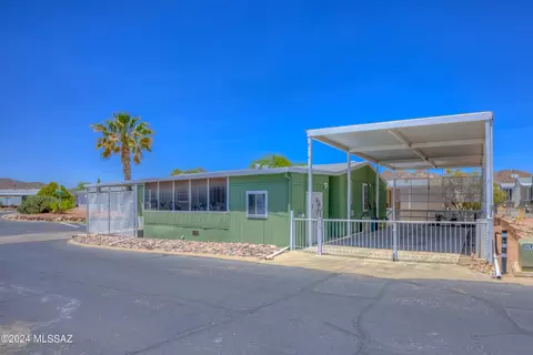 6241 S Foxhunt Dr, Tucson, AZ 85746