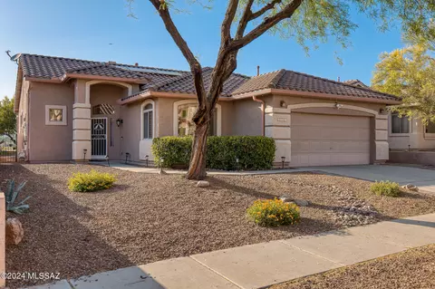 2537 E Big View Dr, Oro Valley, AZ 85755