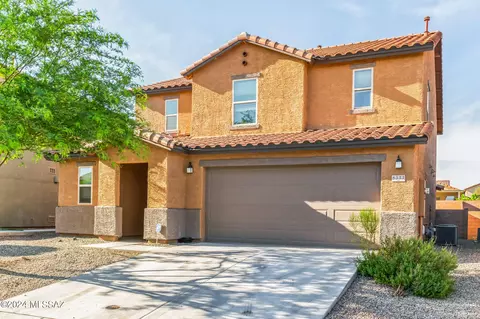 8533 W Magpie Pl, Tucson, AZ 85757