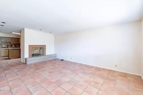 Living - 5128 E 2nd St, Tucson, AZ 85711 photo 3 of 5