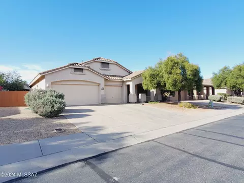 7449 N Clemens Way, Tucson, AZ 85743