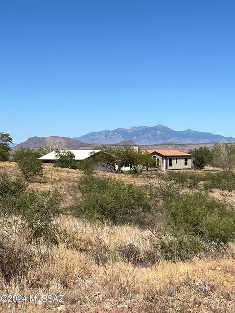 14350 W Jalisco Rd, Arivaca, AZ 85601
