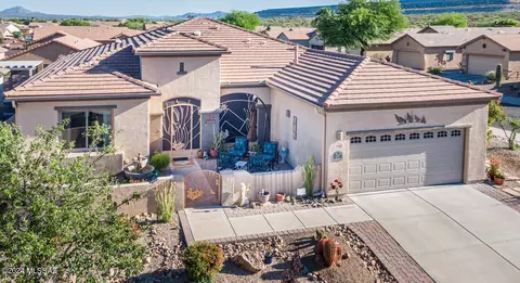 1165 W Tenniel Dr, Green Valley, AZ 85614