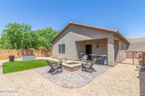 Exterior - 10378 E Painted Turtle Ln, Tucson, AZ 85747 photo 5 of 6