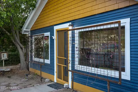 327 Park Ave, Bisbee, AZ 85603 photo 4