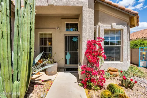 12254 N Sterling Ave, Oro Valley, AZ 85755