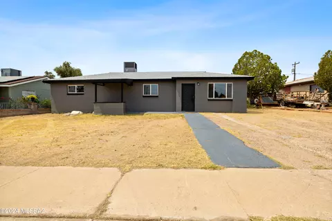 834 W Calle Castile, Tucson, AZ 85756