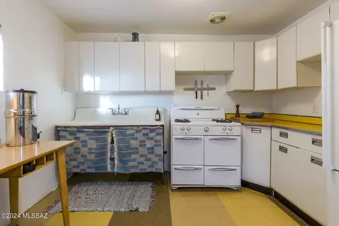 321 E 23rd St, Tucson, AZ 85713 photo 11