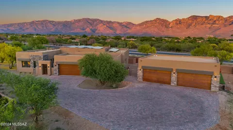 12381 N Placita El Cobo, Oro Valley, AZ 85755