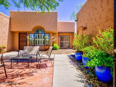 4361 E Winding Creek Pl, Tucson, AZ 85712