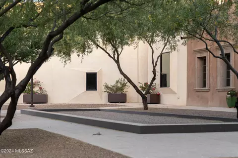 928 W Cushing St, Tucson, AZ 85745