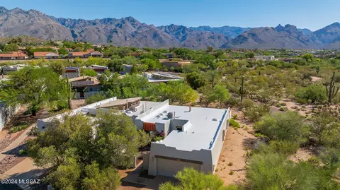 7478 E Covey Dr, Tucson, AZ 85750