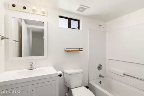 Bath - 110 E Pastime Rd, Tucson, AZ 85705 photo 2 of 2