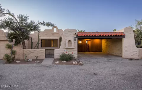 63 E Villas Cir, Tucson, AZ 85705