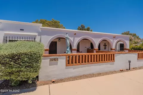 329 S Paseo Quinta #C, Green Valley, AZ 85614