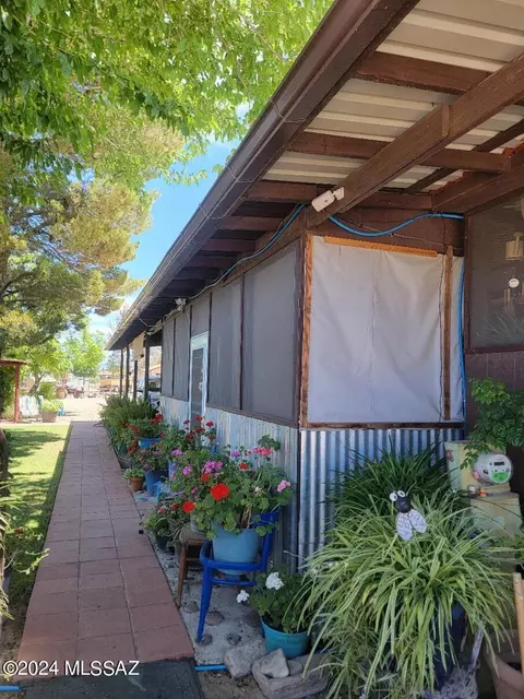 1010 W Teeling Ln, Willcox, AZ 85643 photo 2