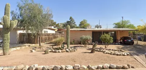 4212 E Sylvane Dr, Tucson, AZ 85711