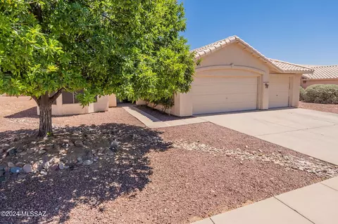 1670 W Calle Carinosa, Sahuarita, AZ 85629