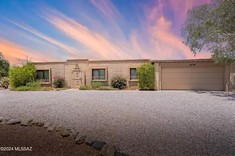 7449 N Paseo Ronceval, Tucson, AZ 85704