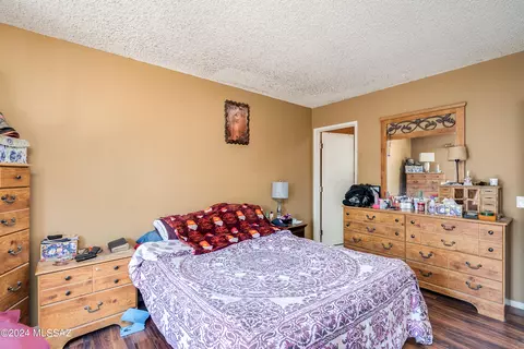 Bedroom - 219 W Melridge St, Tucson, AZ 85706 photo 3 of 7
