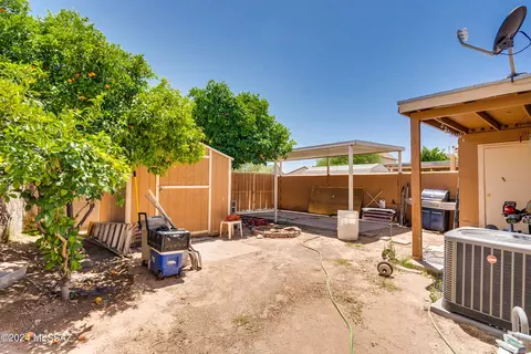 Exterior - 219 W Melridge St, Tucson, AZ 85706 photo 3 of 7