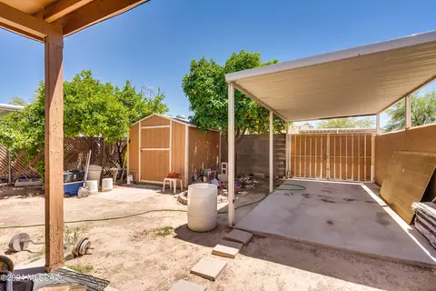 Exterior - 219 W Melridge St, Tucson, AZ 85706 photo 4 of 7