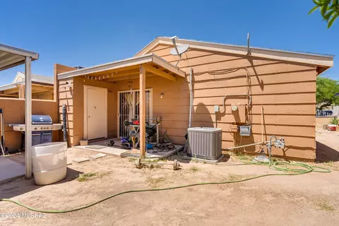 Exterior - 219 W Melridge St, Tucson, AZ 85706 photo 7 of 7