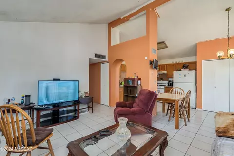 Other - 219 W Melridge St, Tucson, AZ 85706 photo 3 of 6
