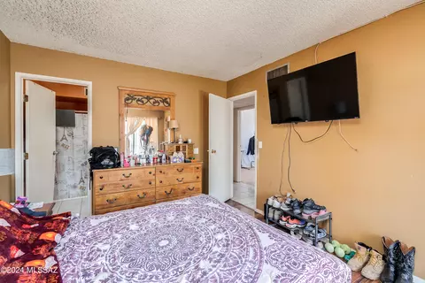Bedroom - 219 W Melridge St, Tucson, AZ 85706 photo 4 of 7
