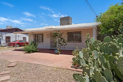 3712 N Los Altos Ave, Tucson, AZ 85705