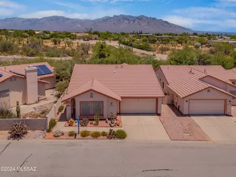 9968 N Desert Ranch Trl, Tucson, AZ 85742