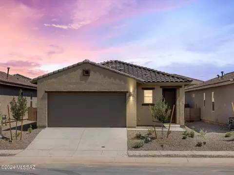 6928 W Star Garden Way W, Tucson, AZ 85757