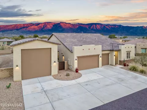 16142 N Maverick Spring Pl, Tucson, AZ 85739