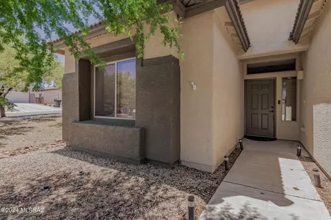 17570 S Garden Sage Loop, Vail, AZ 85641 photo 3