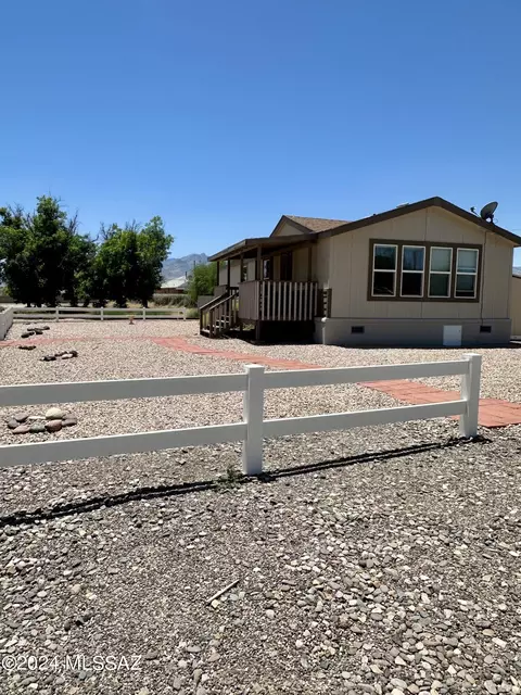 710 S Rustic Way, Thatcher, AZ 85552 photo 2