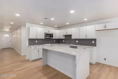 429 E 36th St, Tucson, AZ 85713 photo 12