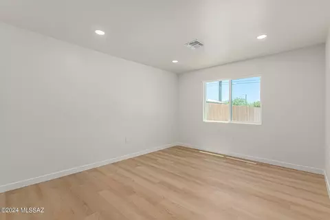 429 E 36th St, Tucson, AZ 85713 photo 24