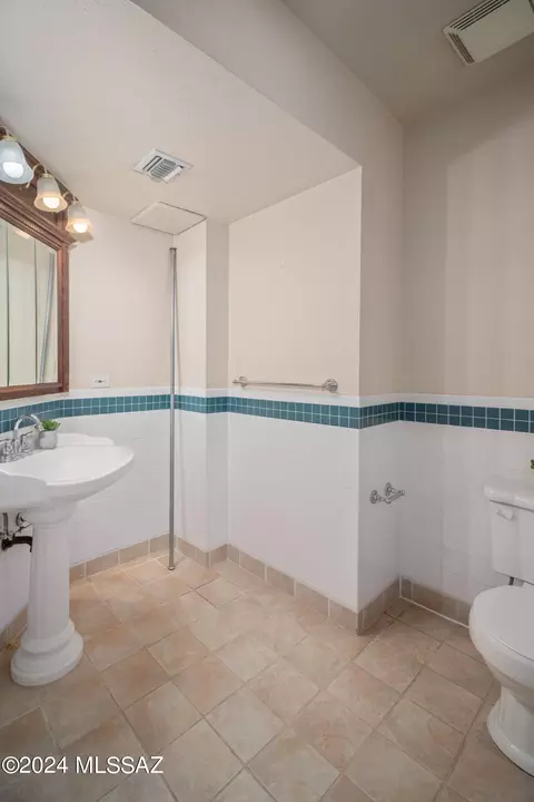 529 E 1st St, Tucson, AZ 85705 photo 22