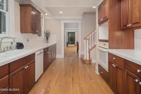 529 E 1st St, Tucson, AZ 85705 photo 18