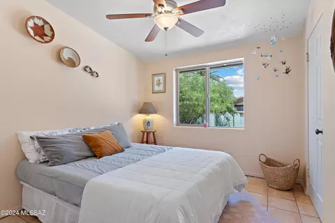 4252 E Holmes St, Tucson, AZ 85711 photo 9