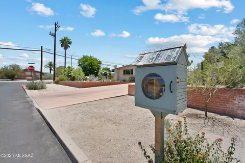 4252 E Holmes St, Tucson, AZ 85711 photo 31