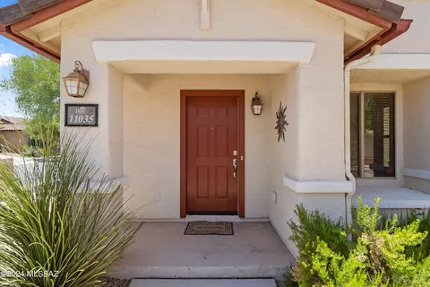 11035 E Gray Mare Trl, Tucson, AZ 85747