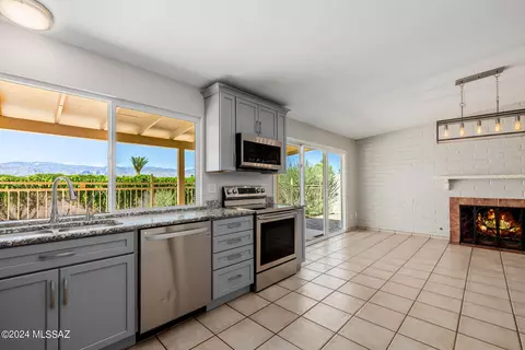 Kitchen - 9161 E 8th St, Tucson, AZ 85710 photo 2 of 4