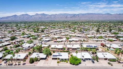 View/Area - 9161 E 8th St, Tucson, AZ 85710 photo 10 of 12