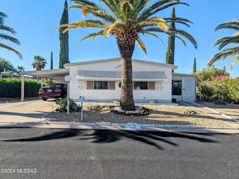 278 W Tuna Dr, Green Valley, AZ 85614