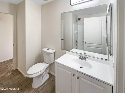 Bath - 529 S Stone Bench Rd, Vail, AZ 85641 photo 2 of 2