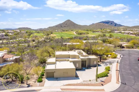 661 Little Bird Pl, Tucson, AZ 85745