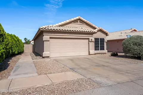 172 S London Station Rd, Tucson, AZ 85748