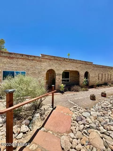 11030 E Pinal Vis, Tucson, AZ 85730